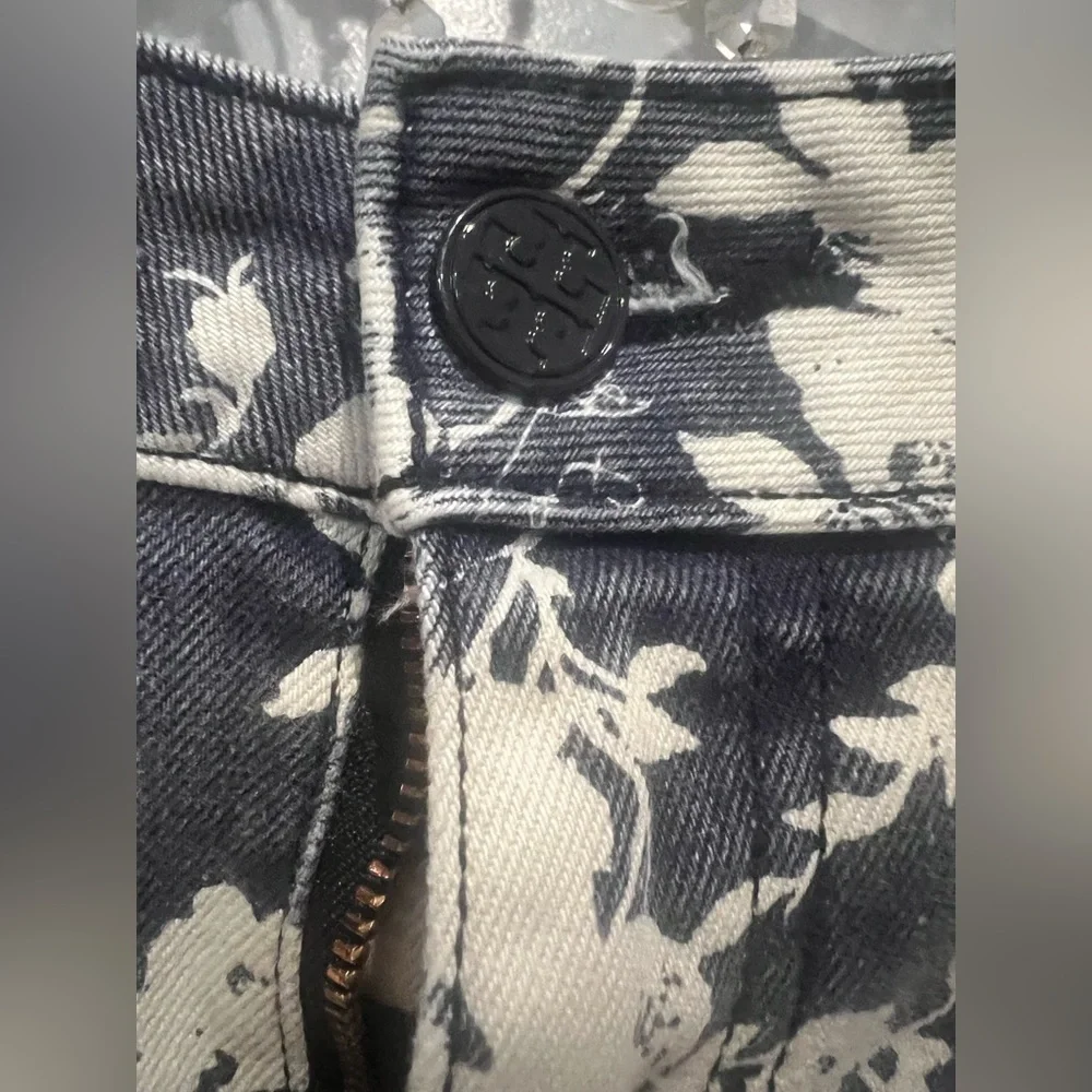 Tory Burch Size 32 Blue White Alexa Floral Mid Rise Cropped Designer Jeans. C043